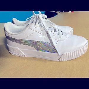 Girls Puma shoes Iridescent stripe